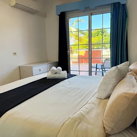 Cristianos - Terrace And Heated Pool