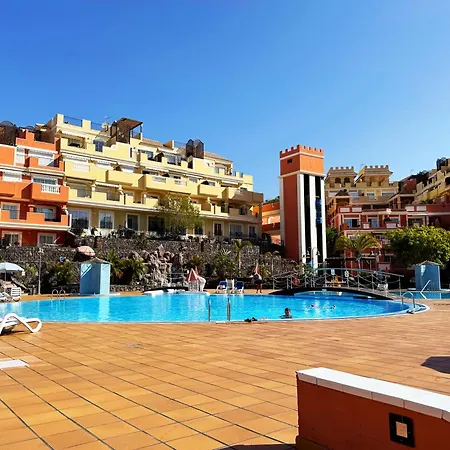 Cristianos - Terrace And Heated Pool 아파트